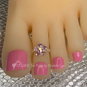 TOE RING Elastic Band Toe Ring Pink Crystal Flower Super Sparkly Stretch…